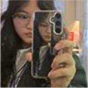 London-based Graphic Design and Media Studies tutor offering online lessons for students