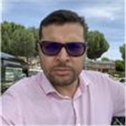 Soy un profesional de las finanzas que por vacaciones busco la forma de ganar dinero extra, trabajo en inglés desde mis inicios hace más de diez años, vivo en Madrid y fui formado en el British council . Saludos 