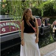 Professora particular de primària, secundària i batxillerat. També puc fer classes de francès i anglès.