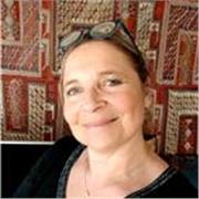 Enseignante d’anglais bilingue, diplômée d’un BBA en Business Administration d’une université anglophone au Canada