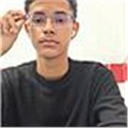 Aulas de reforço com foco em matemática, português, filosofia, geografia. Ajudo a entender o conteúdo de forma dinâmica