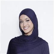 English speaker with 2 years of experience offering maths and English lessons to primary and secondary school students.