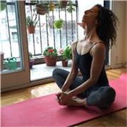 Vinyasa yoga integral y consciente: traer la mente al cuerpo