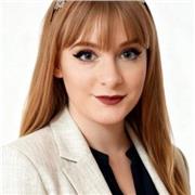 Qualifizierte Übersetzerin und Tutorin, die Dir hilft, Englisch selbstbewusst zu verwenden