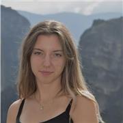 Mi chiamo Alessia e sono una ragazza di 19 anni disponibile come babysitter e aiuto compiti in zona bassano del grappa e dintorni