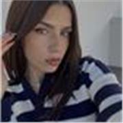 Diplomata al liceo delle Scienze Umane, laureanda in Sociologia Crimine devianza, impartisco lezioni private di italiano