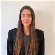 Profesora de Derecho y de todas las asignaturas teóricas relacionadas