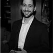 Licenciado en Arquitectura Superior por la Universidad de Granada imparte clases de AutoCAD y Sketchup
