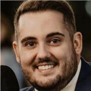 Profesor de Historia del Arte para impartir clases de Historia, Geografía, Artes (Plásticas) y literatura a todas las edades