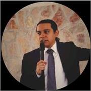 Maestro en Opinión Pública, Doctor en ciencias de gobierno y política