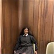 Fluent English Teacher with 2 years of experience offers private lessons to elementary, middle, high school and university studen.