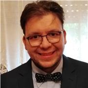 Laureato in Lingue e letterature straniere impartisce lezioni private di lingua inglese o spagnola, in presenza se di Sava, provincia di Taranto o dintorni o Lecce, altrimenti anche online