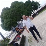 Professor de Matemática, experiência de 35 anos nas Escolas Públicas ( Fundamental e Médio ) e Cursinho presencial e online