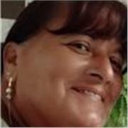 Dou aula particular orientando o aluno em como estudar e procurando mostrar a importância daquele conhecimento para seu crescimento pessoal e futuro profissional