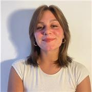 Native italian tutor teaches students of all ages (online)