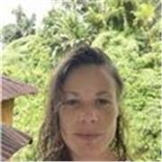 Professeure d’italien native et traductrice en anglais et en espagnol.
