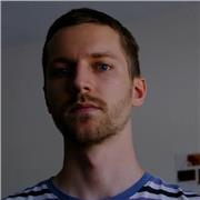 Mathe-tutor, der Schüler in der Oberstufe unterrichtet