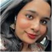 English tutor teaches primary students as well as beginners