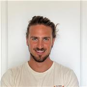 Laureando magistrale in Fisica Impartisce Lezioni a universitari e liceali di Matematica e Fisica