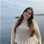 Profesora de Inglés para niños, estudiante de Estudios Ingleses