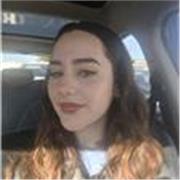 Monitora de ocio y tiempo libre de apoyo en clases para niños