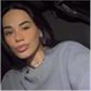 Insegnante di Graphic Design con solida formazione accademica e approccio pratico offre lezioni personalizzate per ragazzi/adulti.