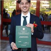 Laureato in scienze biologiche propone ripetizioni in materie affini al corso di studi come, ad esempio, matematica, chimica, biologia, scienze della terra, geografia astronomica finanche materie caratterizzanti del medesimo corso di studi universitario