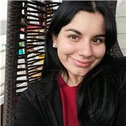 Profesora General Básica, con experiencia en hacer clases para niñas(os), de manera presencial y online