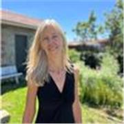 Formatrice en Français Langue Étrangère, je donne des cours de communication orale pour jeunes et adultes.
En visio ou présentiel