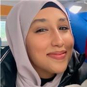 Offro lezioni di aiuto compiti in tutte le materie umanistiche e nelle seguenti lingue oltre all'italiano : francese e spagnolo