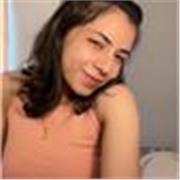 Friendly English Tutor Helping Students of All Ages Learn with Confidence