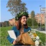 Neolaureata magistrale in biotecnologie molecolari e industriali, laureata triennale in scienze biologiche, diplomata al Liceo Classico offre lezioni di materie scientifiche (biologia, chimica, matematica), inglese, latino, greco e italiano
