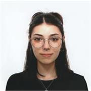 Profesora de artes plásticas e historia del Arte especializada en Ilustración