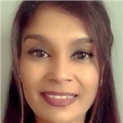 English tutor who teaches students of all ages and levels.