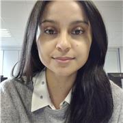 Me defino como una docente paciente y perseptiva, lo que me permite adaptar mi metodología a las necesidades de mis estudiantes