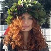 Sono la persona giusta se si ha voglia di imparare con calma, attenzione e creatività. 