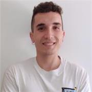 Soy Andrés, graduado en Economía y actualmente cursando el Máster de Profesorado. Me defino como un profesor cercano y práctico.