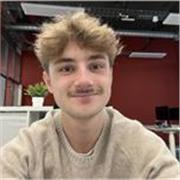 Bonjour, je suis Louis, je connais les difficultés de certaines matières et je peux vous aider à progresser et réussir.