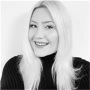 Hypnotherapist Offering Mental Wellbeing Support for Students & Professionals