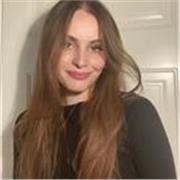 Studentessa universitaria offre aiuto compiti/ripetizioni di inglese