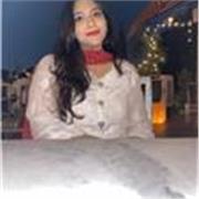 I’m a CELTA-certified English teacher with four years of experience teaching middle and high school students.

