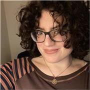 Native French speaker for anyone that wants to learn, practice conversation or proof read. 