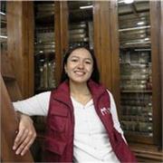 Tutora de ciencias sociales, humanidades