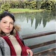 Impartisco lezioni di Scienze Umane. Inoltre, mi occupo di doposcuola rivolto a studenti della scuola primaria (tutte le materie)
