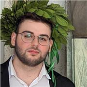 Studente di fisica impartisce lezioni di matematica, fisica e chimica a studenti delle medie, superiori e università