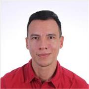 Profesor de profesión y vocación apto para enseñar inglés y matemáticas de todas las edades.