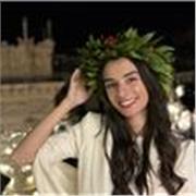 Insegnante di inglese con IELTS C1. Attualmente studentessa universitaria di lingue e culture moderne