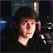 Music producer and guitarist teaching beginners and intermediate students in guitar, music theory, and music production.
