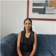 Friendly and patient English tutor offering engaging online lessons for children and teenagers of all learning levels