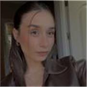 Opositora Escala Ejecutiva PN y experiencia de 3 años dando clases particulares a niños. 